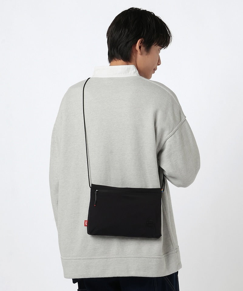 【CHUMS】CH604216 Chumflow Stretch Shoulder Bag肩背包 黑色