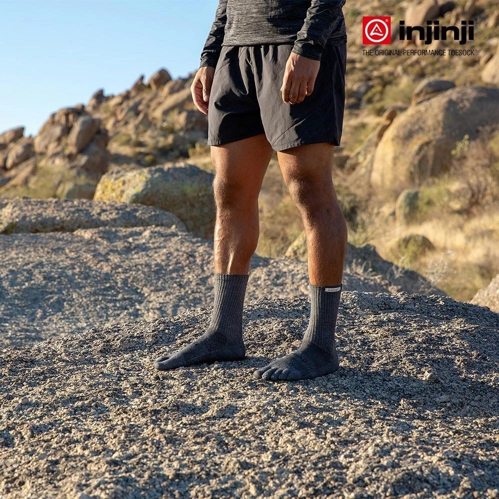 【injinji】NAA3795 中性款 Trail野跑避震吸排五趾中筒襪FX 黑色
