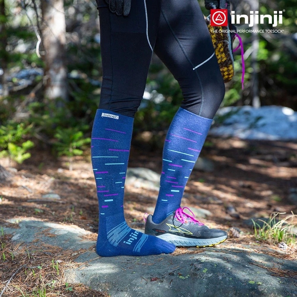 【injinji】NAA0157 中性款 保暖五趾高筒襪 暮藍